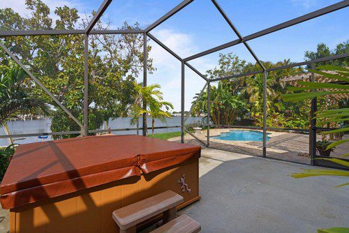 Airbnb-Waterfront-Palm-Beach-FL