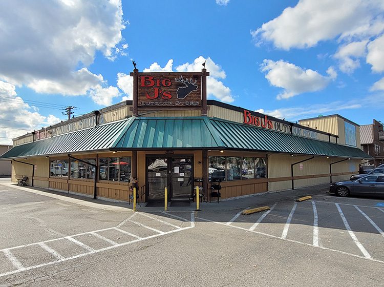 Commercial-Gutters-Install-Issaquah-WA