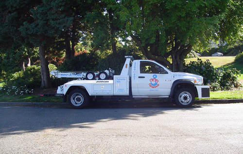 Semi-Truck-Tow-Downtown-Seattle-WA