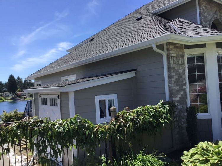 Certified Eastmont gutter company in WA near 98204