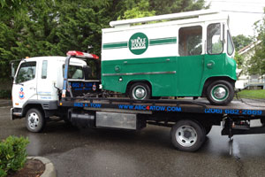 Certified Algona box truck towing in WA near 98047