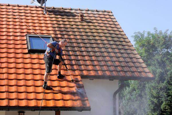 Professional Bellevue tile roof cleaning in WA near 98006