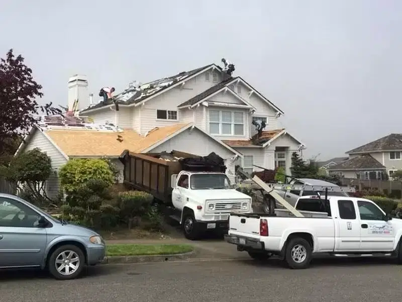 Kent leaky roof professionals in WA near 98354